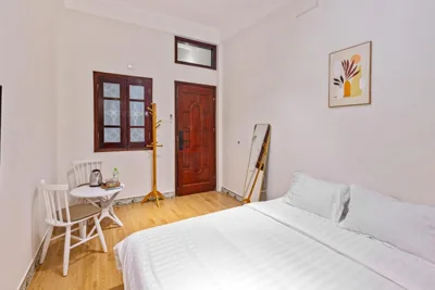 Quiet Room In Old Quarter with Netflix and Free Laundry 4thFloor – Fotos 7